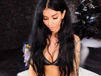 -BABAYAGA- bongacams stream image