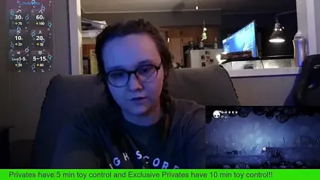 TurtleLady420 stripchat stream image