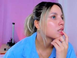 vaiolet-rose camsoda stream image