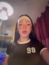 Carlita_cute stripchat stream image