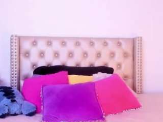 lenastyles camsoda stream image