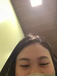 Tina_995 stripchat stream image