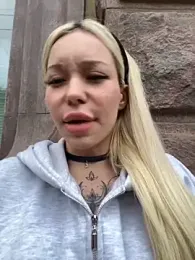 babydolll stripchat stream image