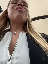 Liza_risky stripchat stream image