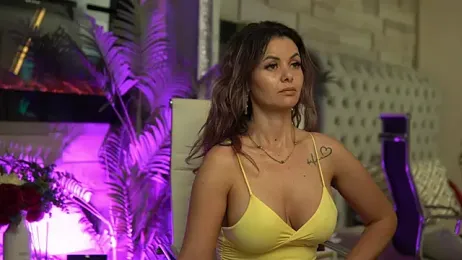 SeductiveMom stripchat stream image