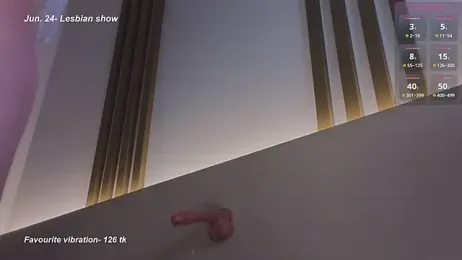 milly_shy stripchat stream image