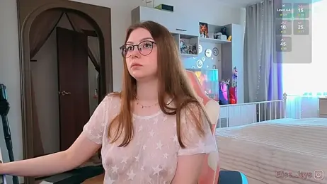 elisejays stripchat stream image