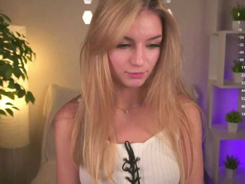 ilittleheart bongacams stream image