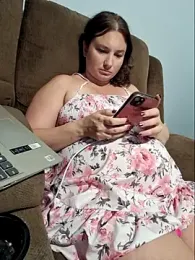 MilfyMrsRobinson stripchat stream image