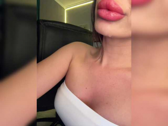 nikawow bongacams stream image