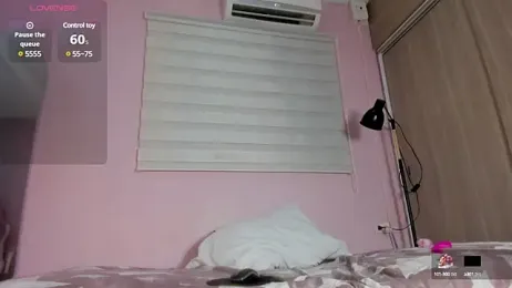 emily_sweett24 stripchat stream image