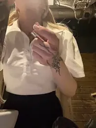 babydolll stripchat stream image