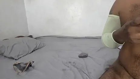 AraNDissNaughtyJolly stripchat stream image