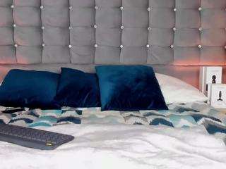 pocahontasfg camsoda stream image