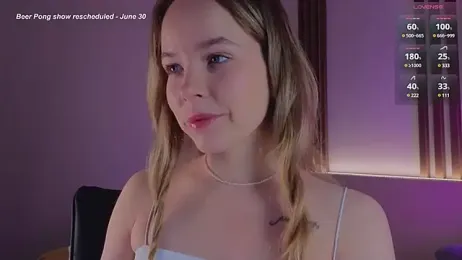 milly_shy stripchat stream image