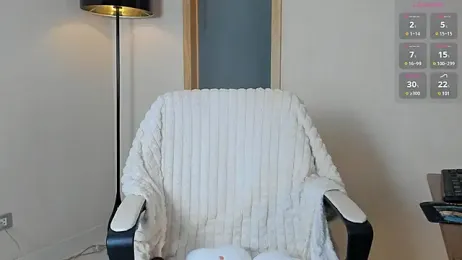 emydollyy stripchat stream image