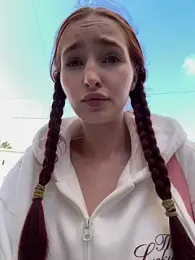 SnappyHappy stripchat stream image