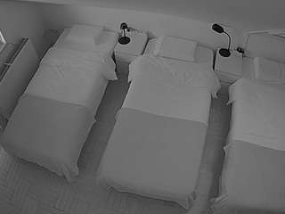 voyeurcam-julmodels-bed-7 camsoda stream image