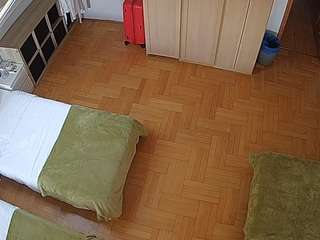 voyeurcam-julmodels-bed-7 camsoda stream image