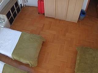 voyeurcam-julmodels-bed-7 camsoda stream image