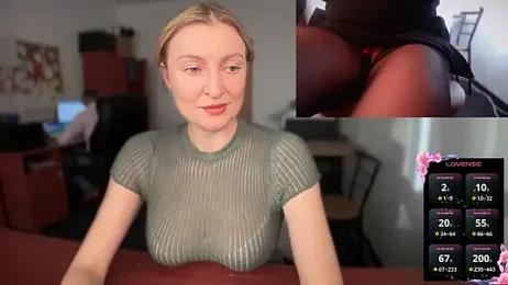 legsLONG stripchat stream image