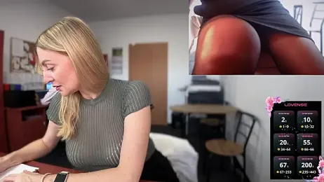 legsLONG stripchat stream image