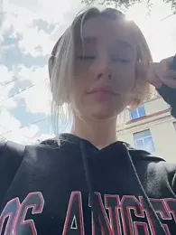 SSSATIVA_model stripchat stream image