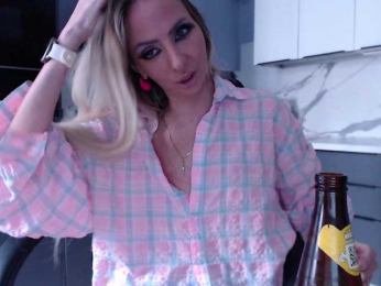 blondalina bongacams stream image