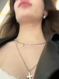 shy_priincess stripchat stream image