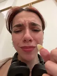 Lily__Belle stripchat stream image