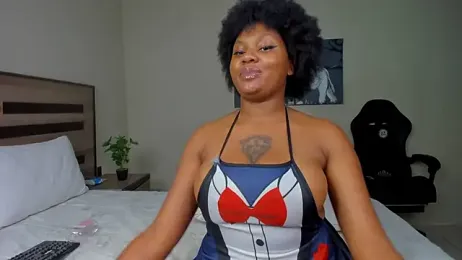 Renee-18 stripchat stream image