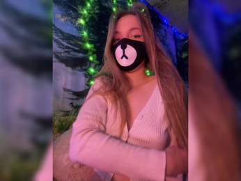 -Summer- bongacams stream image