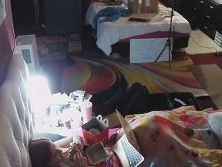 voyeurcam-baileybase-room camsoda stream image