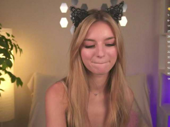 ilittleheart bongacams stream image