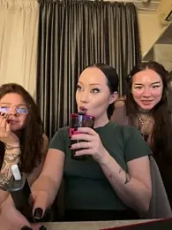 RollingGirls stripchat stream image