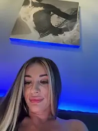 IsabellaEtthan stripchat stream image