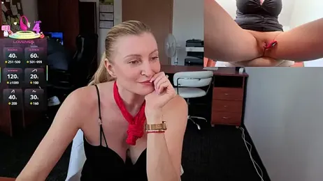 legsLONG stripchat stream image