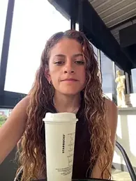 alana15 stripchat stream image