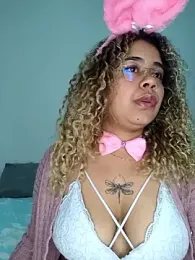 VitoriaFernandes stripchat stream image