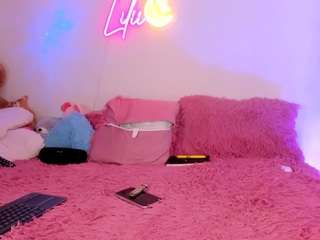 liliimoon camsoda stream image