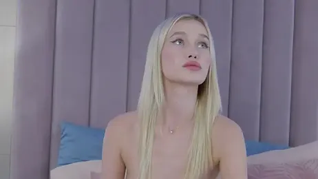 KristinaDane stripchat stream image