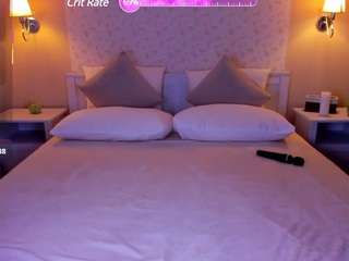 lexi-split camsoda stream image