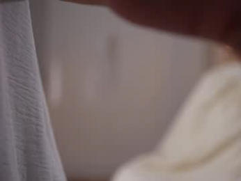 kriss0leoo chaturbate stream image