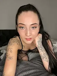 Sugarlina stripchat stream image