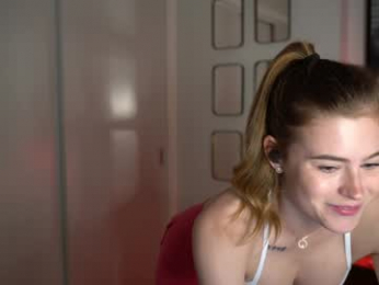 chloewildd chaturbate stream image