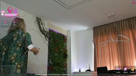 emily_bloom stripchat stream image