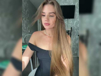 SweetyMia bongacams stream image