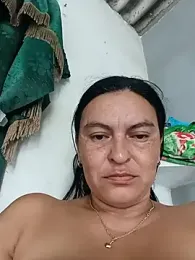 Horny-Mommy-Dirty stripchat stream image