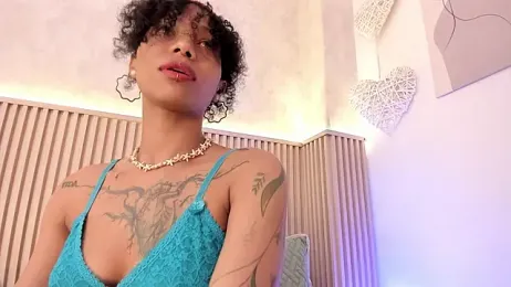 daiana_curly stripchat stream image