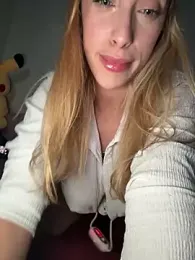 Amanda-sweet stripchat stream image